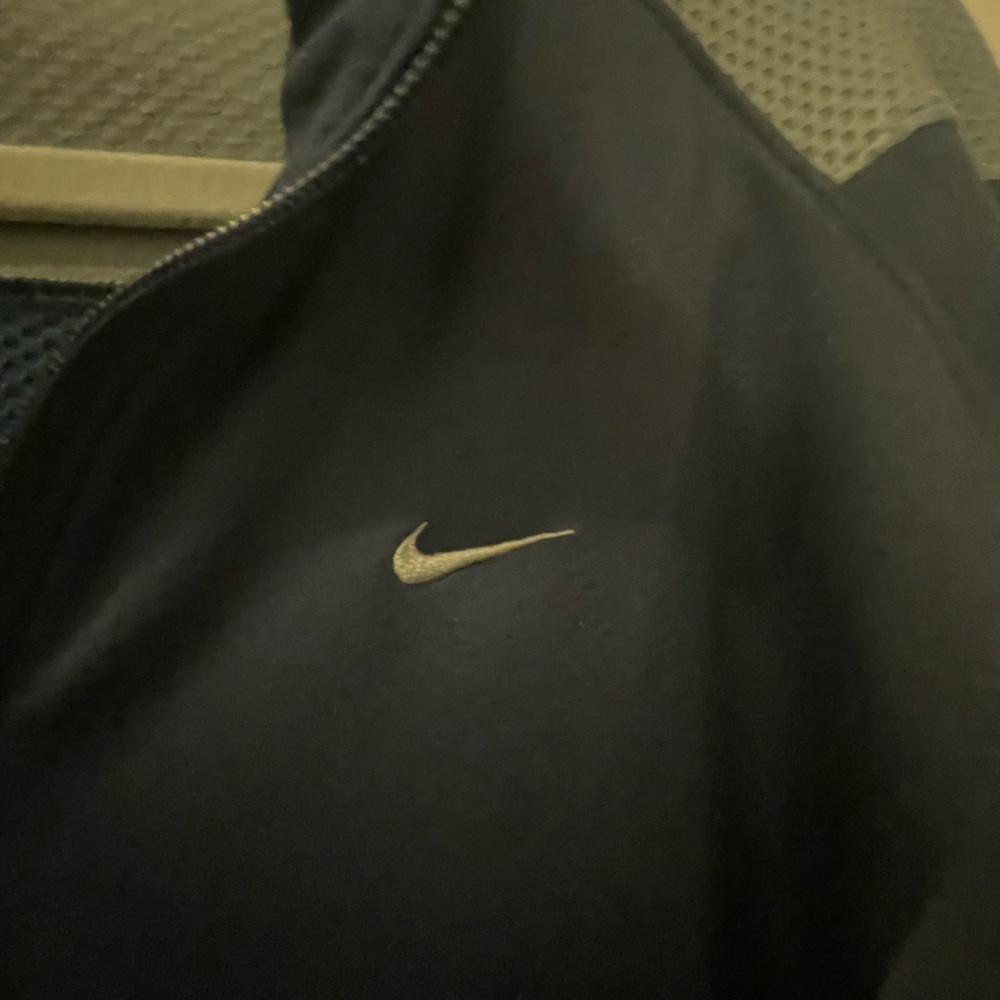 Nike Men's Navy and Gray Windbreaker - Picture 3 of 11
